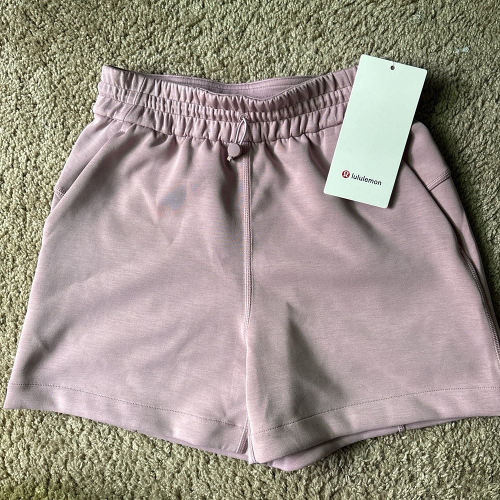 lululemon athletica HR Softstreme Shorts 4”